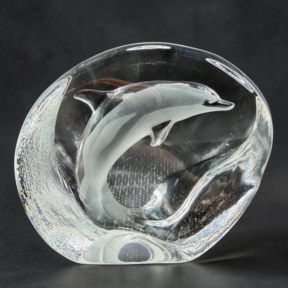 Mats Jonasson Maleras Swedish Art Glass Dolphin Paperweight Signed Crystal 3527